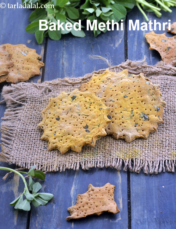 Baked Methi Mathri, Healthy Jar Snack recipe In Gujarati