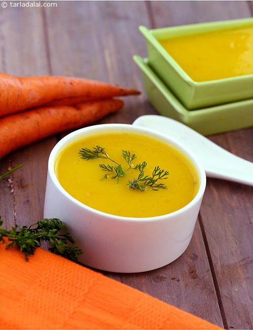 स्वस्थ गाजर का सूप रेसिपी | गाजर और पीली मूंग दाल का सूप | मलाईदार गाजर का सूप | आसान क्रिमी गाजर का सूप