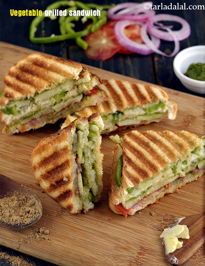 वेजिटेबल ग्रिल सैंडविच रेसिपी | ग्रिल्ड वेजिटेबल सैंडविच | मुंबई रोडसाइड वेजिटेबल ग्रिल सैंडविच |